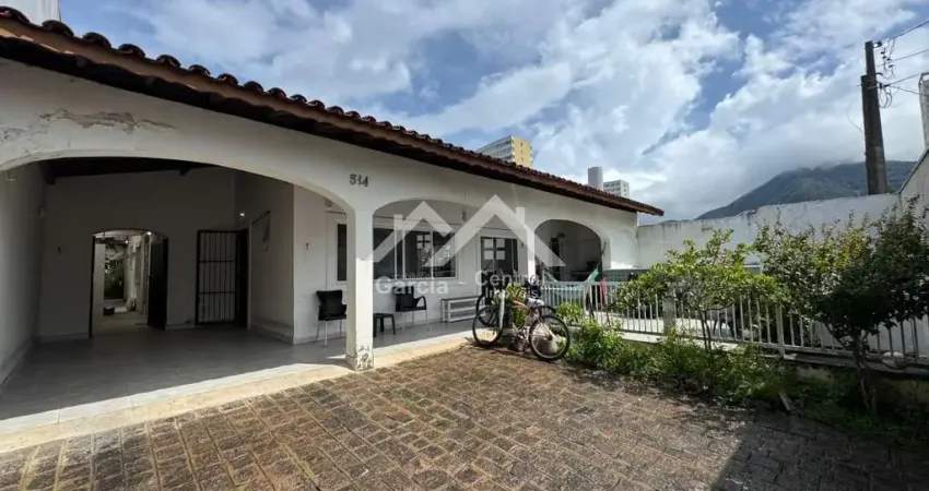 Casa com 4 quartos à venda na Centro, 5, Centro, Peruíbe