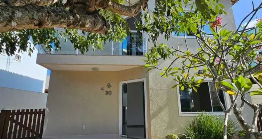 Casa com piscina e espaço gourmet no Wilsom Teles Grenville
