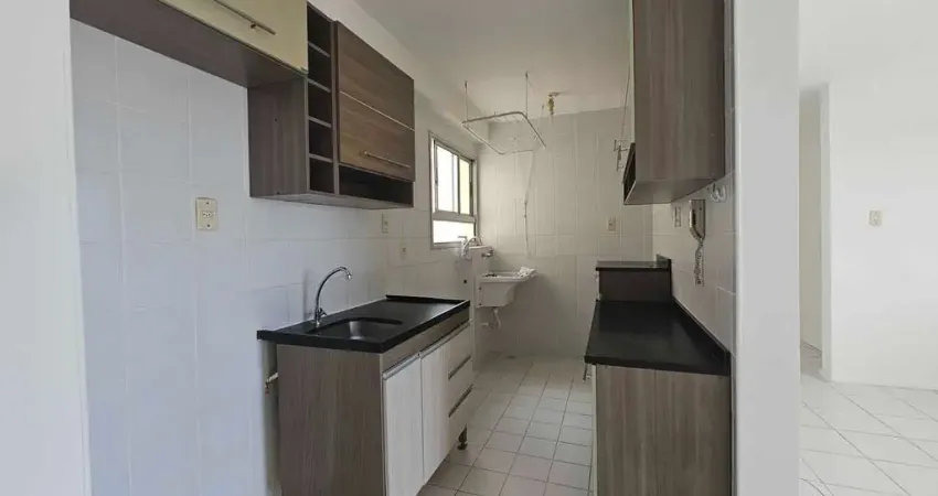 Apartamento com 3 quartos para alugar na Rua Ministro Antônio Carlos Magalhães, 447, Buraquinho, Lauro de Freitas