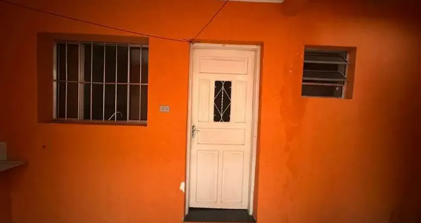 Casa com 1 quarto para alugar na Rua Leonídio Porcionato, 27, Parque Tomas Saraiva, São Paulo