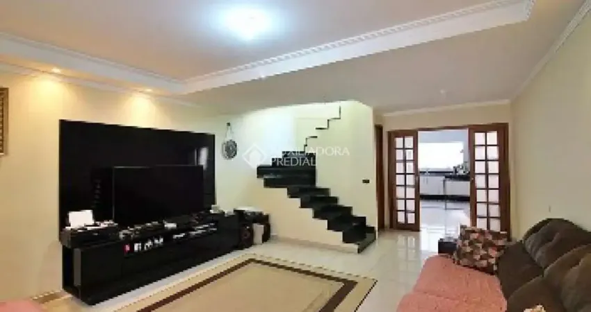 Casa com 6 quartos à venda na Antônio Miolaro, 132, Santa Terezinha, São Bernardo do Campo