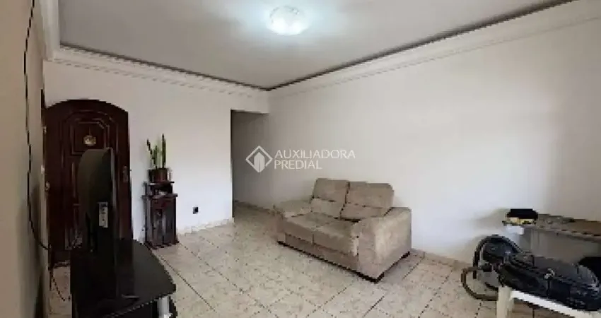 Casa com 3 quartos à venda na Rua Kalil Filho, 149, Parque Gerassi, Santo André