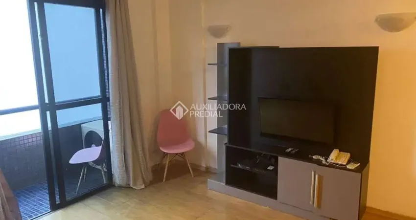 Flat com 1 quarto para alugar na Alameda dos Arapanés, 1142, Moema, São Paulo