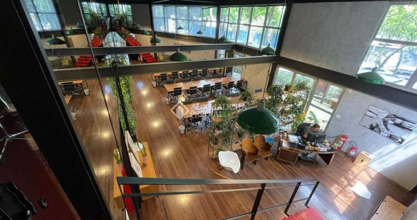 Sala comercial para alugar na Rua Andrade Fernandes, 303, Vila Madalena, São Paulo