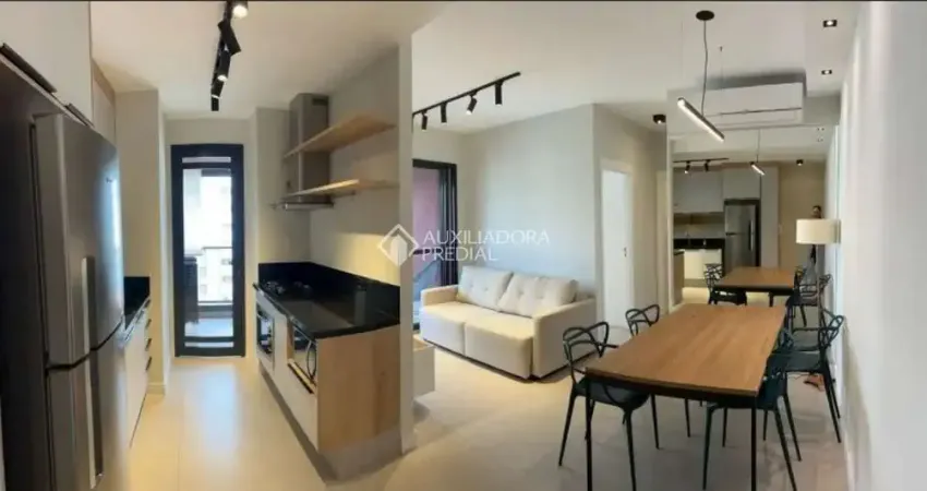 Apartamento com 2 quartos para alugar na Rua Cristiano Viana, 62, Cerqueira César, São Paulo