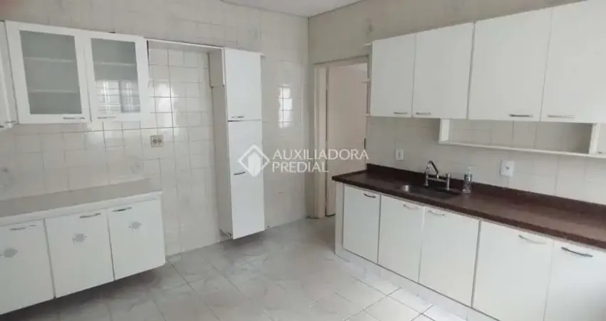 Casa com 2 quartos para alugar na Rua Pernambuco, 239, Centro, São Caetano do Sul