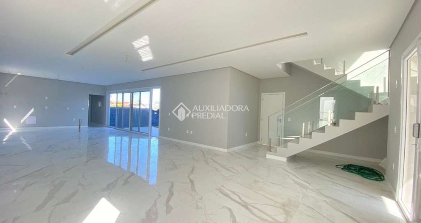 Casa em condomínio fechado com 4 quartos à venda na Rodovia Armando Calil Bulos, 4801, Ingleses do Rio Vermelho, Florianópolis