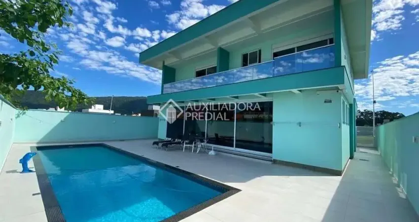 Casa em condomínio fechado com 4 quartos à venda na Avenida Red Park, 980, São João do Rio Vermelho, Florianópolis