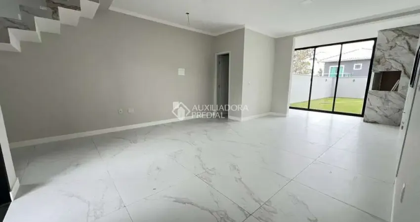 Casa com 3 quartos à venda na Rua Candido Pereira dos Anjos, 1, São João do Rio Vermelho, Florianópolis