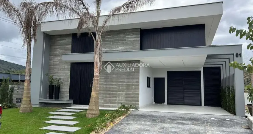 Casa em condomínio fechado com 3 quartos à venda na Rua Lagoinha, 65, Pedra Branca, Palhoça