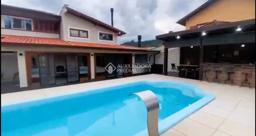 Casa com 6 quartos à venda na Servidão Chrispim Filisbino Jacques, 156, Vargem Grande, Florianópolis