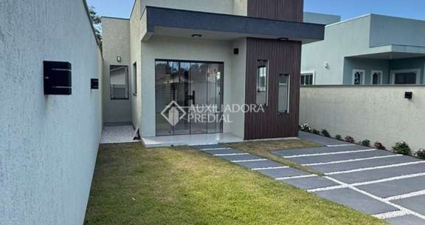 Casa com 2 quartos à venda na Servidão Recanto dos Manacás, 450, São João do Rio Vermelho, Florianópolis