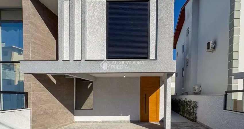 Casa com 3 quartos à venda na Rua Maria Tomasia Cabral, 106, Ingleses do Rio Vermelho, Florianópolis
