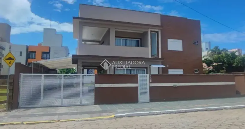 Casa com 6 quartos à venda na Rua Stella Mares, 328, Ingleses do Rio Vermelho, Florianópolis