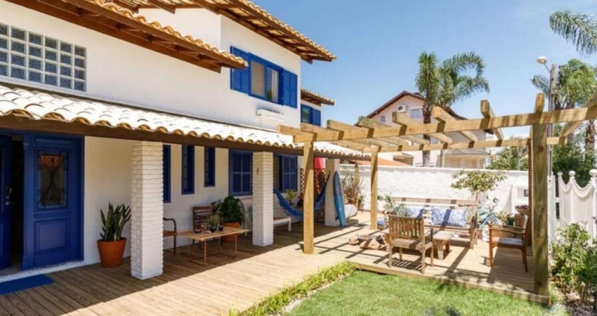Casa com 5 quartos à venda na Avenida dos Coqueiros, 667, Daniela, Florianópolis
