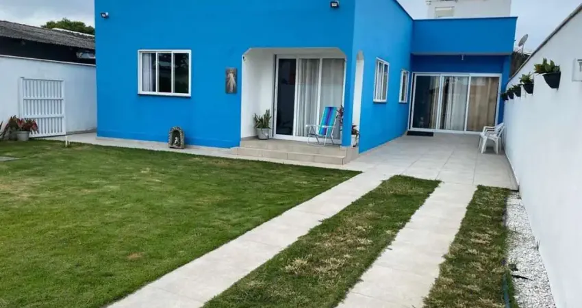 Casa com 3 quartos à venda na Vila Paraíso, 689, Vila Nova, Imbituba