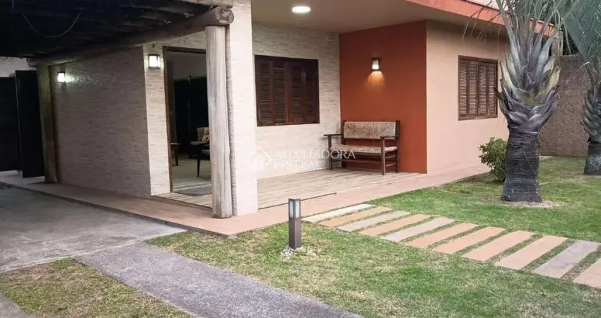 Casa com 2 quartos à venda na Av. Presidente Vargas, 421, Centro, Imbituba