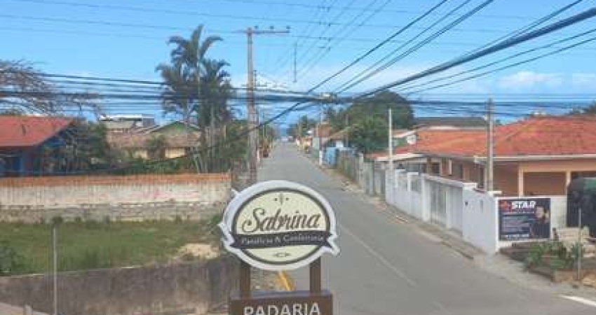 Casa comercial à venda na R. São Sebastião, 16, Vila Nova, Imbituba
