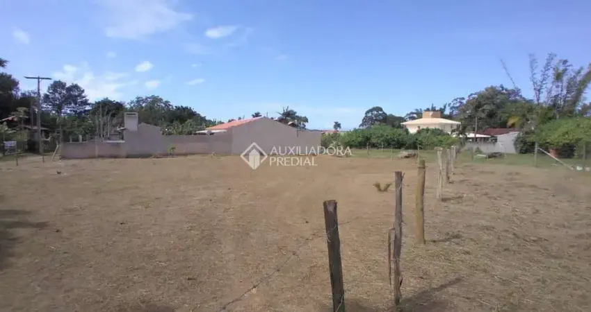 Terreno à venda na Adriano Isidoro Pacheco, 045, Alto Arroio, Imbituba