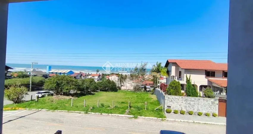 Casa com 3 quartos à venda na Osmar Florentino Machado, 176, Vila Nova, Imbituba