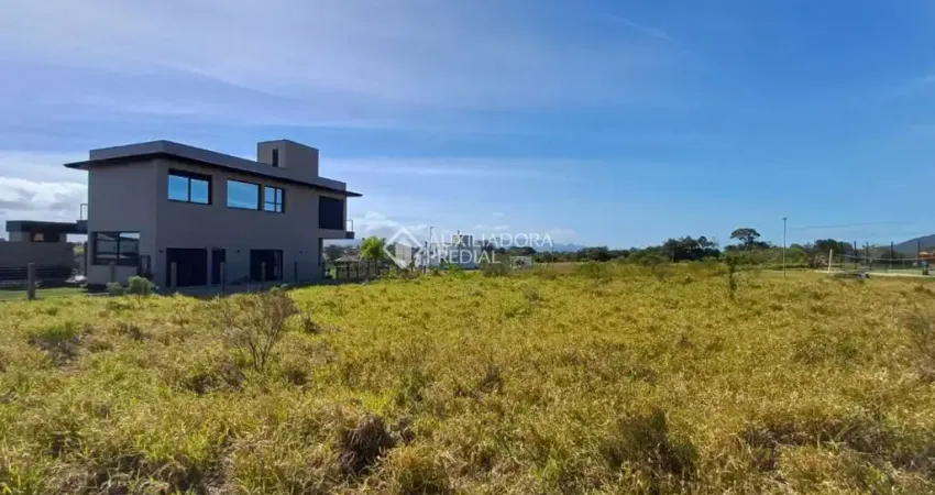 Terreno em condomínio fechado à venda na Vereador Venício Luiz Borge, 1, Alto Arroio, Imbituba