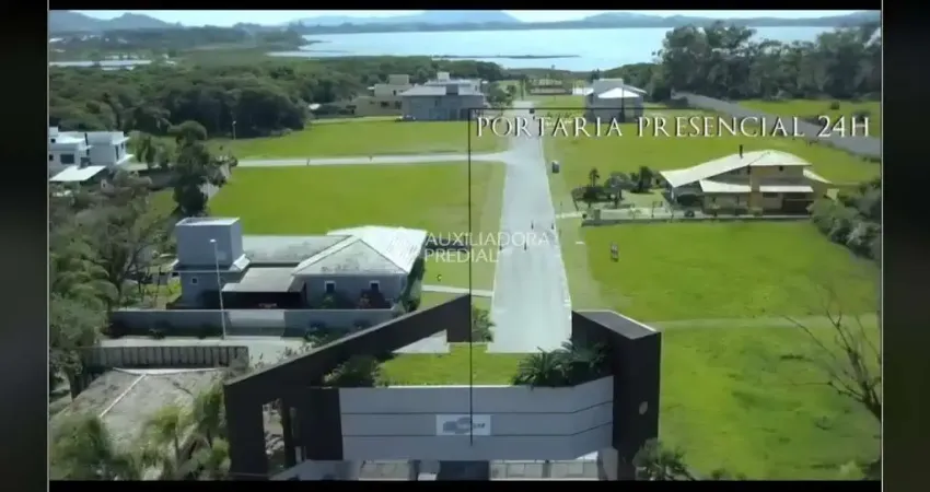 Terreno em condomínio fechado à venda na Da Esperança, 5974, Araçatuba, Imbituba