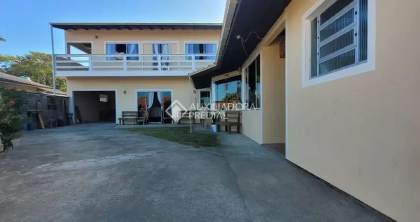 Casa com 3 quartos à venda na Br 101, 1, Roca Grande, Imbituba