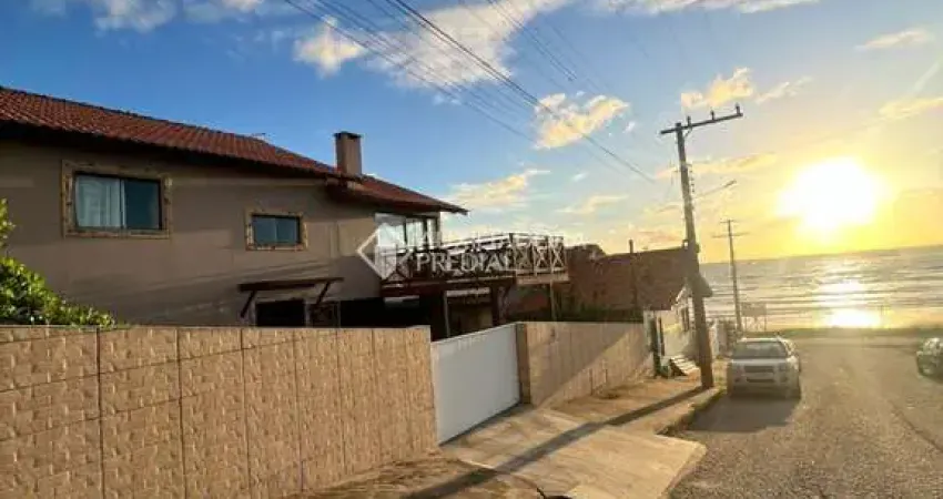 Casa com 4 quartos à venda na João Batista Guimarães, 50, Vila Esperança, Imbituba