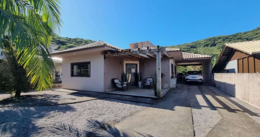 Casa com 3 quartos à venda na Geral Da Ressacada, 20, Ressacada, Garopaba
