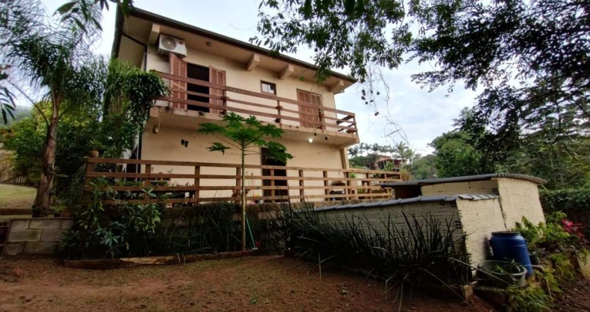 Casa com 3 quartos à venda na Raul Ferreira, 18, Centro, Laguna