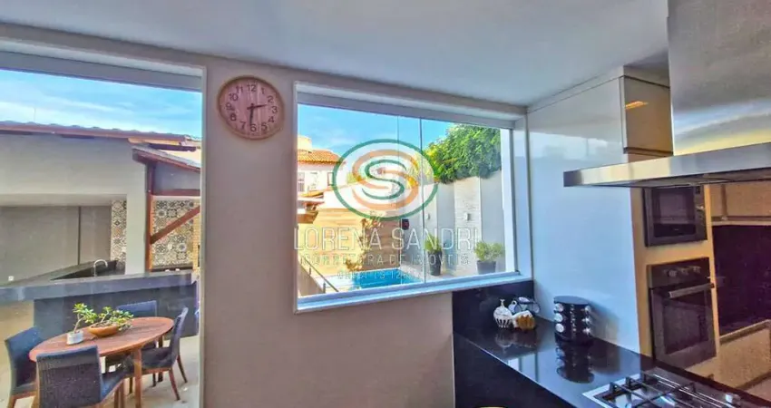 Casa maravilhosa na Mata da Praia - 420m² de terreno - PORTEIRA FECHADA