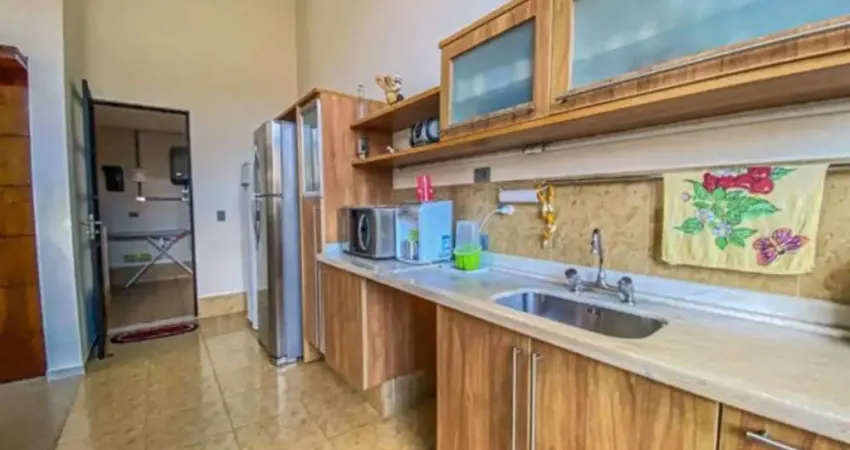 Casa com 5 quartos à venda na Rua Juvenal Borges de Macedo, Mediterrâneo, Londrina