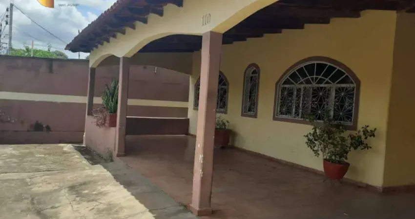 Casa com 4 dormitórios à venda, 253 m² por R$ 450.000,00 - Parque Ohara - Cuiabá/MT