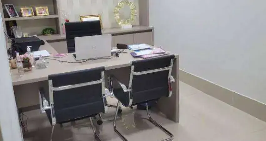 Barracão com 4 escritórios  à venda, 275 m² por R$ 620.000 - Coophema - Cuiabá/MT