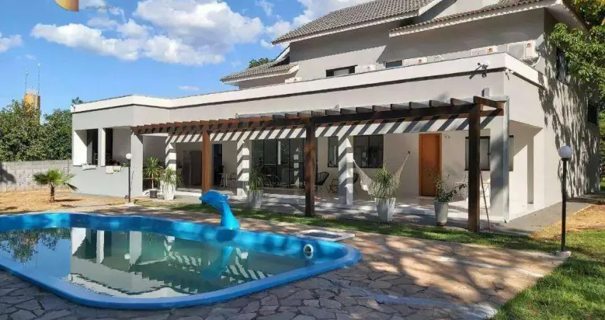 Casa com 5 dormitórios à venda, 490 m² por R$ 2.250.000,00 - Condomínio Flor Do Cerrado - Cuiabá/MT