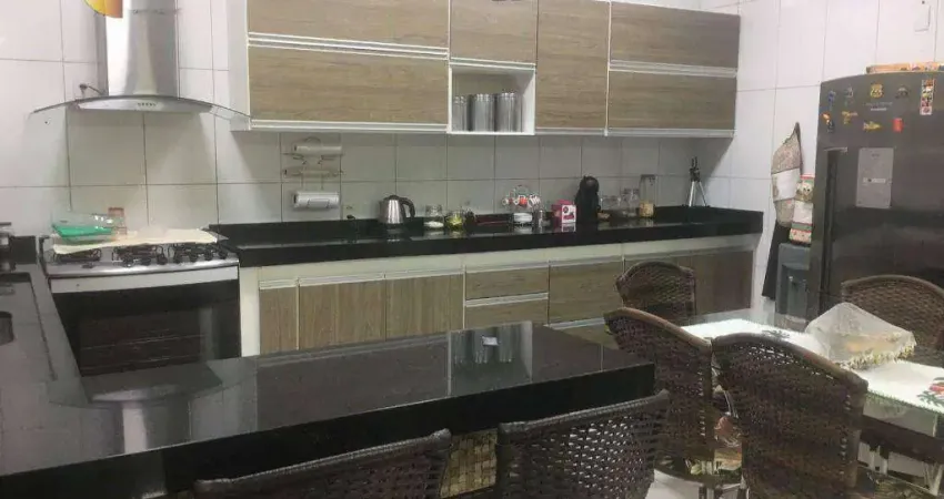 Casa com 3 dormitórios à venda, 150 m² por R$ 720.000,00 - Village Flamboyant - Cuiabá/MT