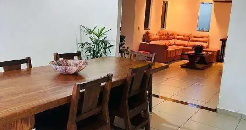 Casa com 3 dormitórios à venda, 260 m² por R$ 1.250.000,00 - Parque Residencial Tropical Ville - Cuiabá/MT
