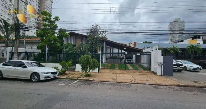 Casa com 4 dormitórios à venda, 317 m² por R$ 3.990.000,00 - Quilombo - Cuiabá/MT