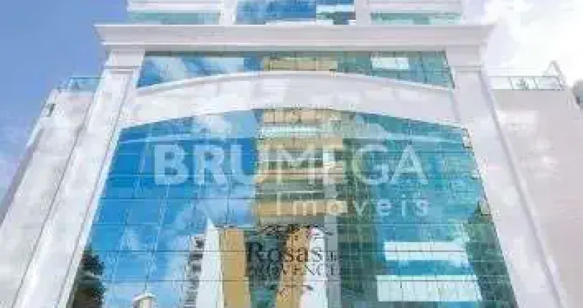 Apartamento com 3 quartos à venda em Meia Praia, Itapema