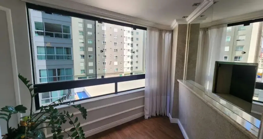 Apartamento com 3 quartos à venda em Meia Praia, Itapema 