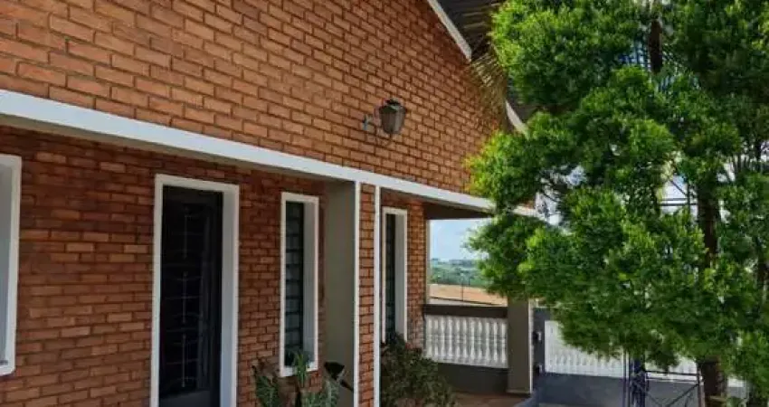 Casa com 3 quartos à venda na Rua Portugal, 80, Vila Bressani, Paulínia