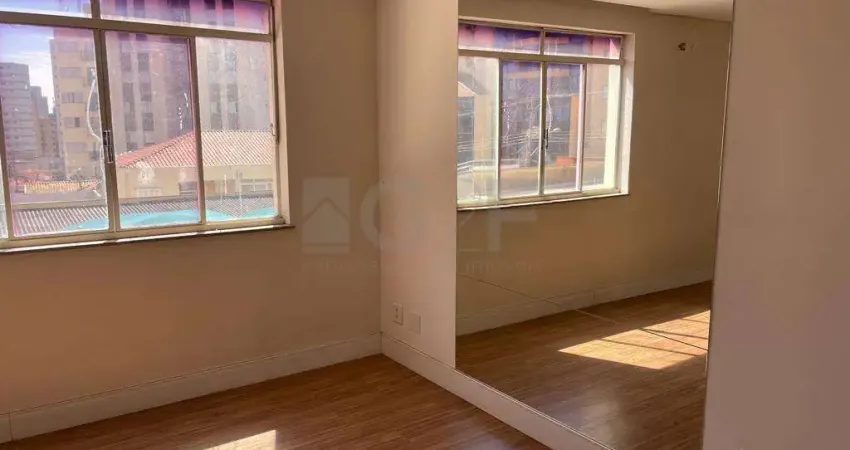Apartamento com 3 quartos para alugar na Rua Riachuelo, 422, Centro, Campinas