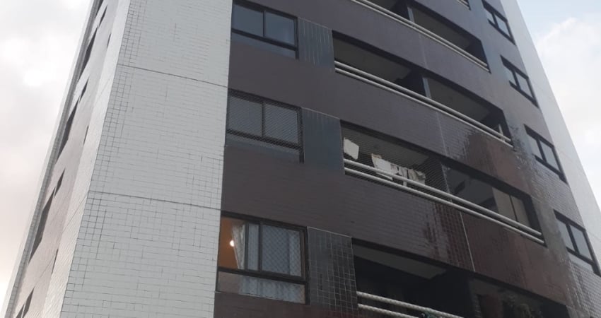 Vendo apartamento em Candelária com 55 metros quadrados