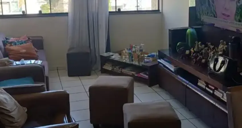 Vendo apartamento com 3 quartos sendo 2 suítes em candelária