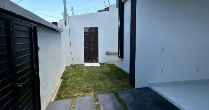 Vendo excelente casa no caminho do sol com 3 quartos sendo 1 suíte