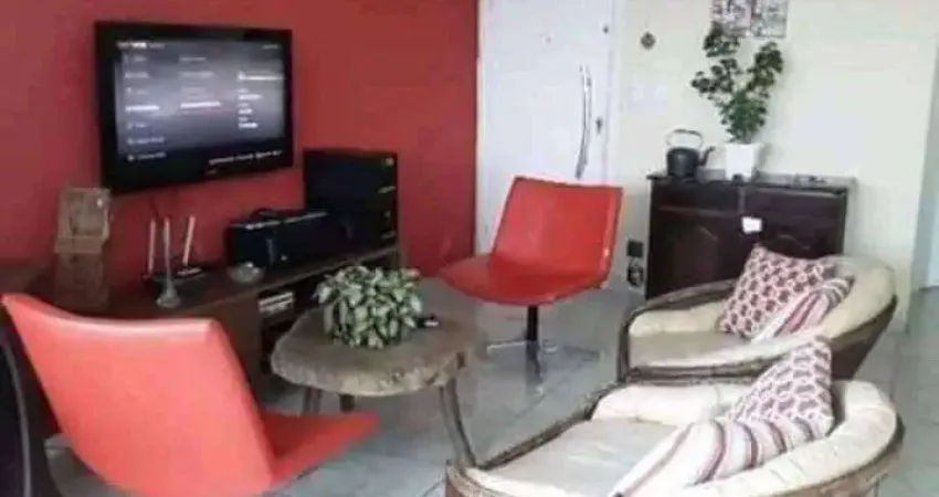 Cobertura com 3 dormitórios com sala espaçosa - praia grande