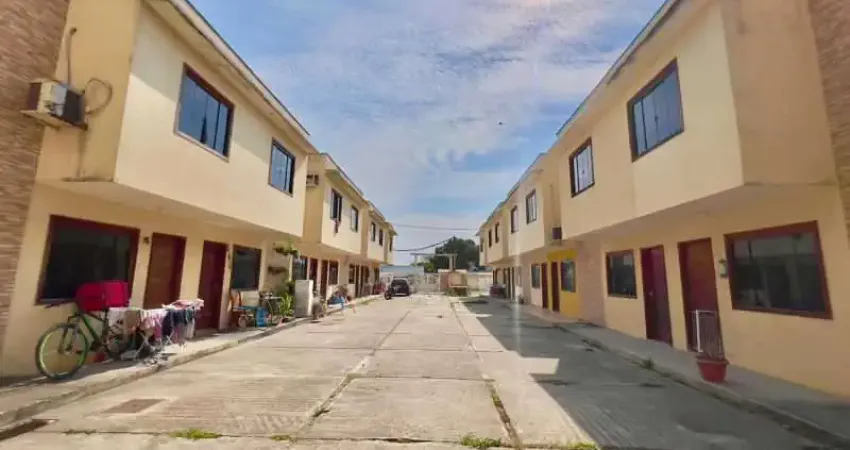 Casa em condomínio fechado com 2 quartos à venda na Rua Petrolina, Cabuçu, Nova Iguaçu
