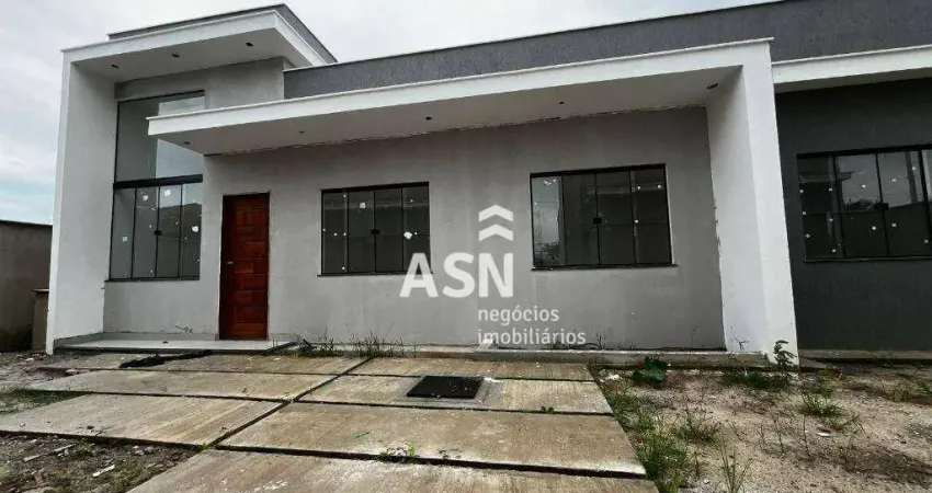 Casa com 3 dormitórios à venda, 87 m² por R$ 470.000,00 - Village Rio das Ostras - Rio das Ostras/RJ