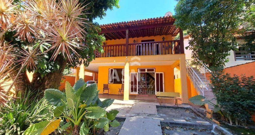 Casa com 6 dormitórios à venda, 280 m² por R$ 900.000,00 - Costazul - Rio das Ostras/RJ