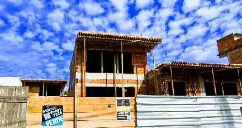 Casa 02 Dorm. em Extensão Serramar  -  Rio das Ostras